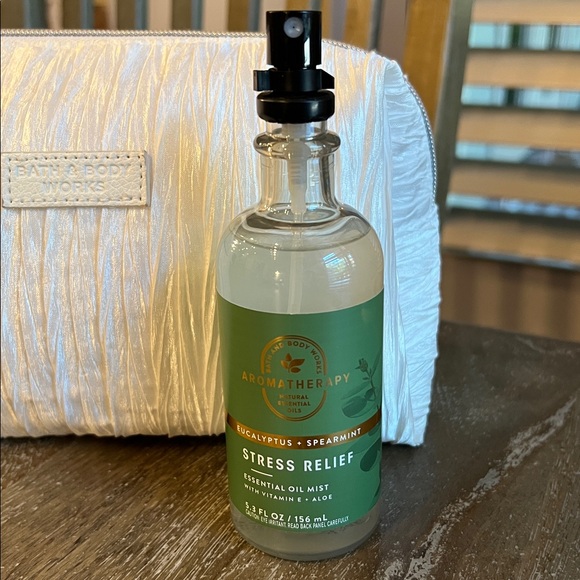 Bath & Body Works Stress Relief Essential Oil Mist Set - Picture 2 of 10